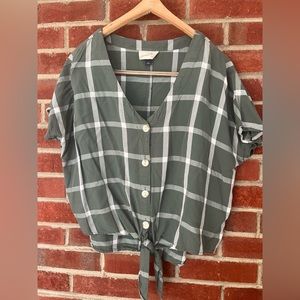 Green+ white plaid top!